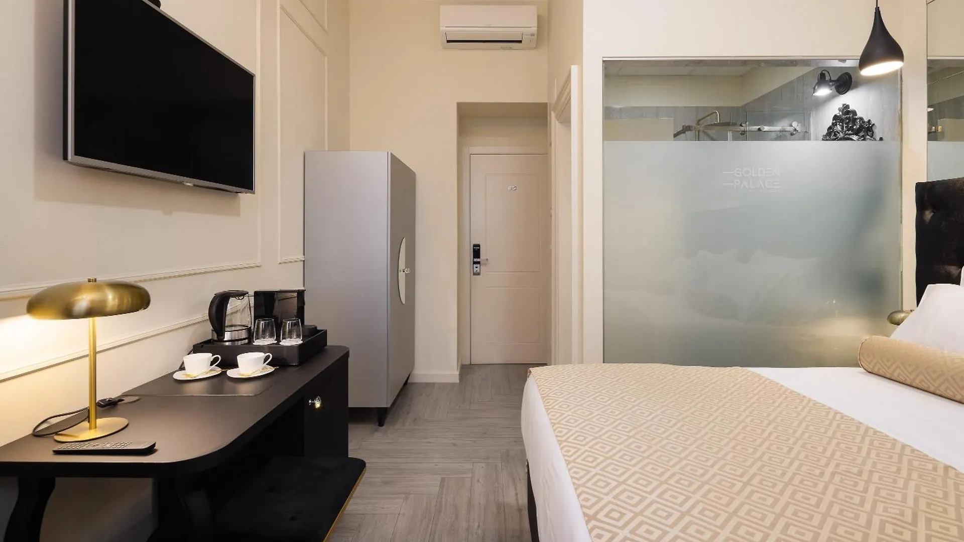 Luxury Rooms Golden Palace Citycentre Right Next To Diocletian'S Palace Split Guest house